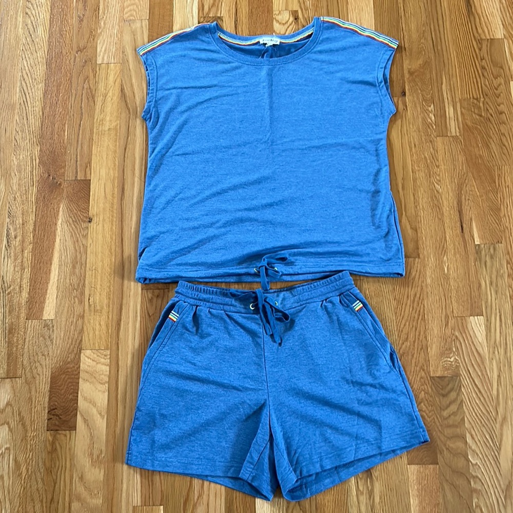 Jane and Delancey Blue Short set with stripe accents